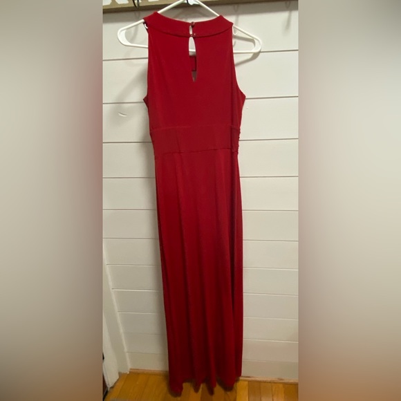 Enfocus Studio Red long sleeveless dress - Picture 2 of 3